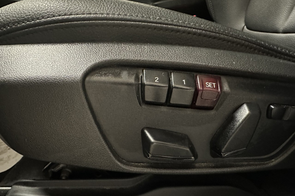 2020 BMW X1 - Image 13