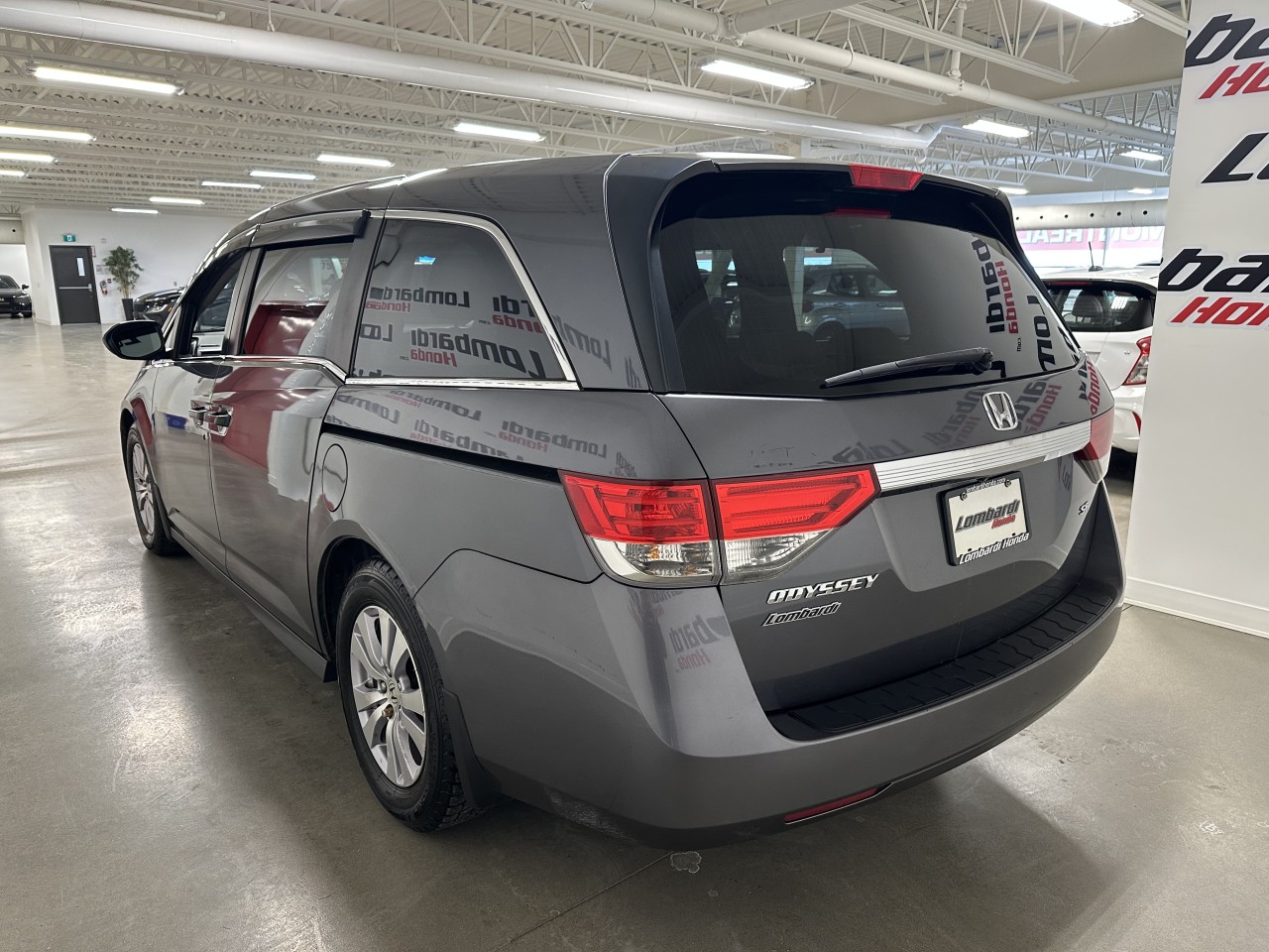 2017 Honda Odyssey - Image 9