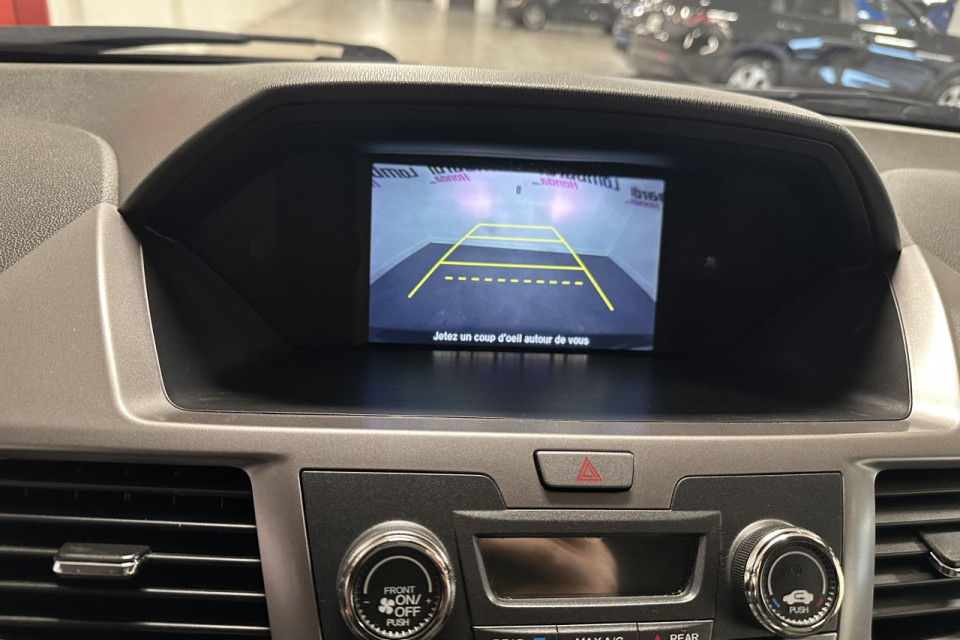 2017 Honda Odyssey - Image 19