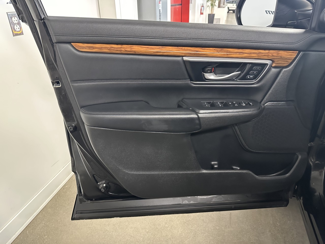 2022 Honda CR-V - Image 10