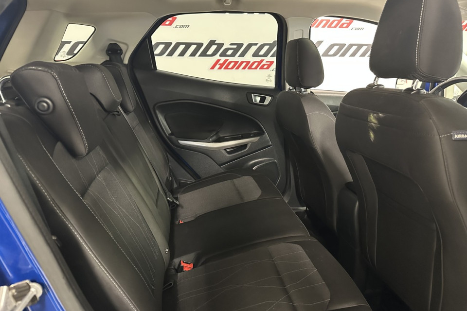 2018 Ford EcoSport - Image 19