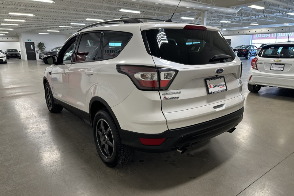 2018 Ford Escape - Image 11