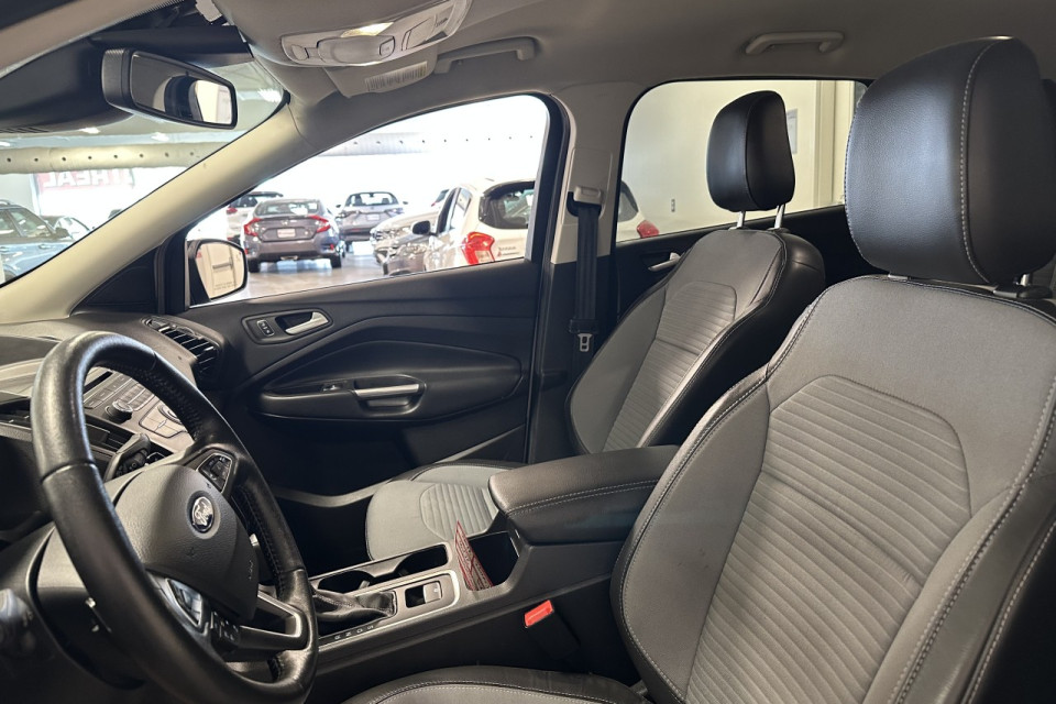 2018 Ford Escape - Image 13