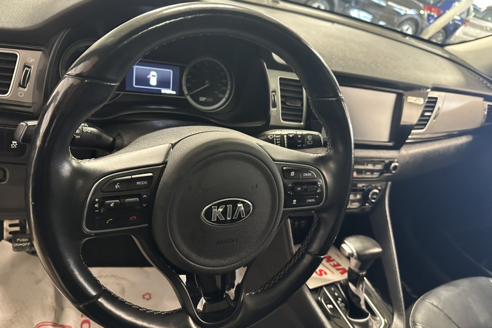 2017 Kia Niro - Image 22
