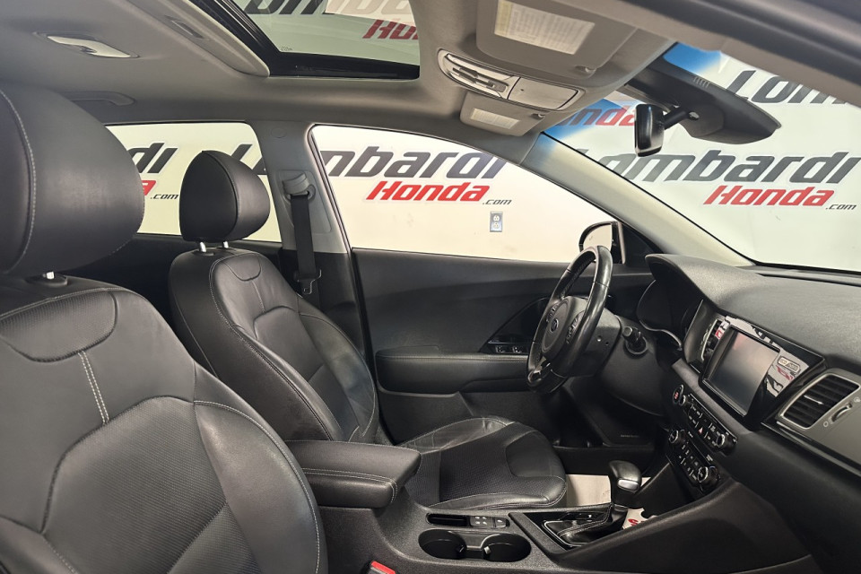 2017 Kia Niro - Image 25