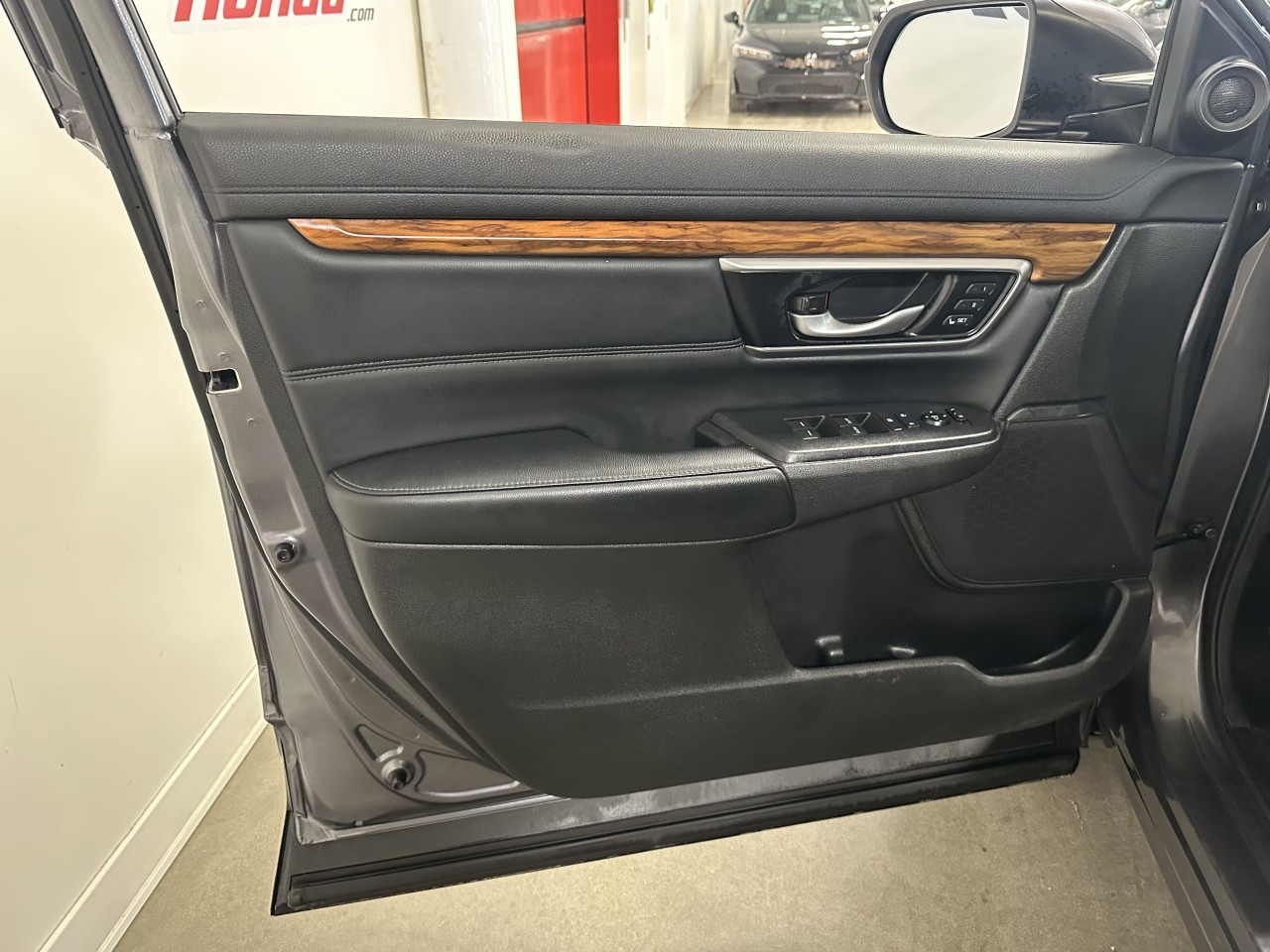 2022 Honda CR-V - Image 10