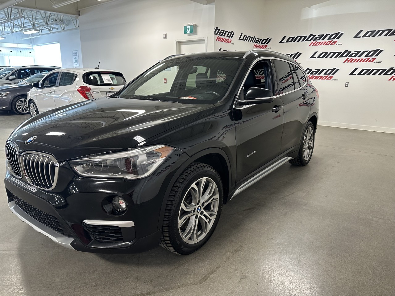 2017 BMW X1 - Image 4