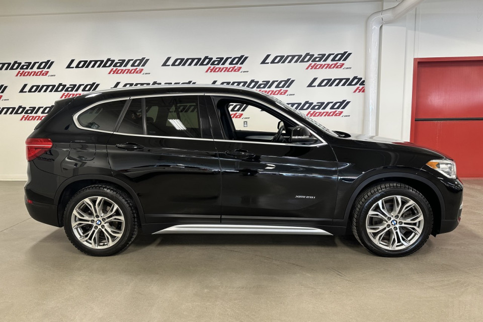 2017 BMW X1 - Image 7