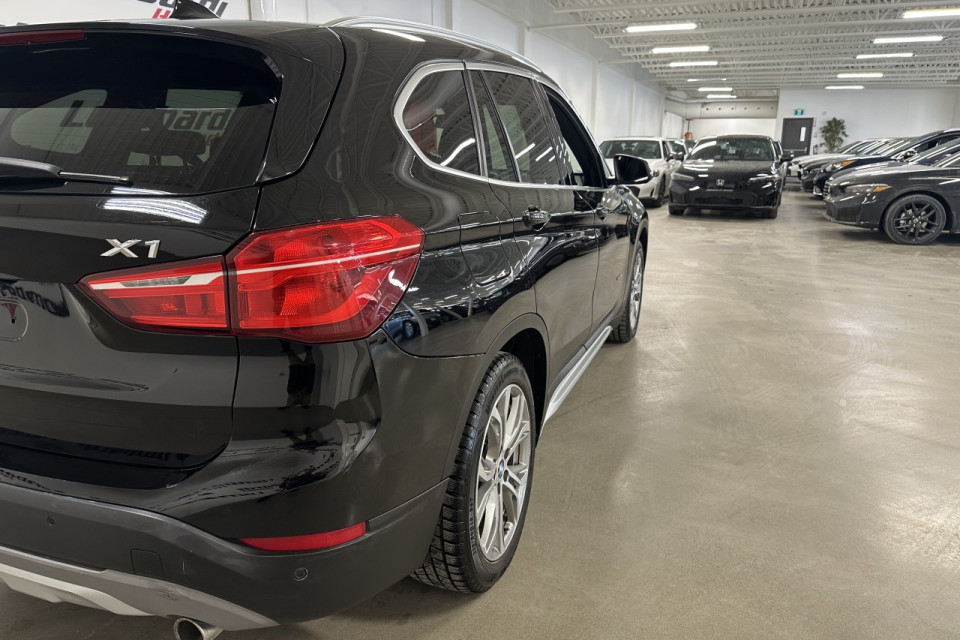 2017 BMW X1 - Image 8