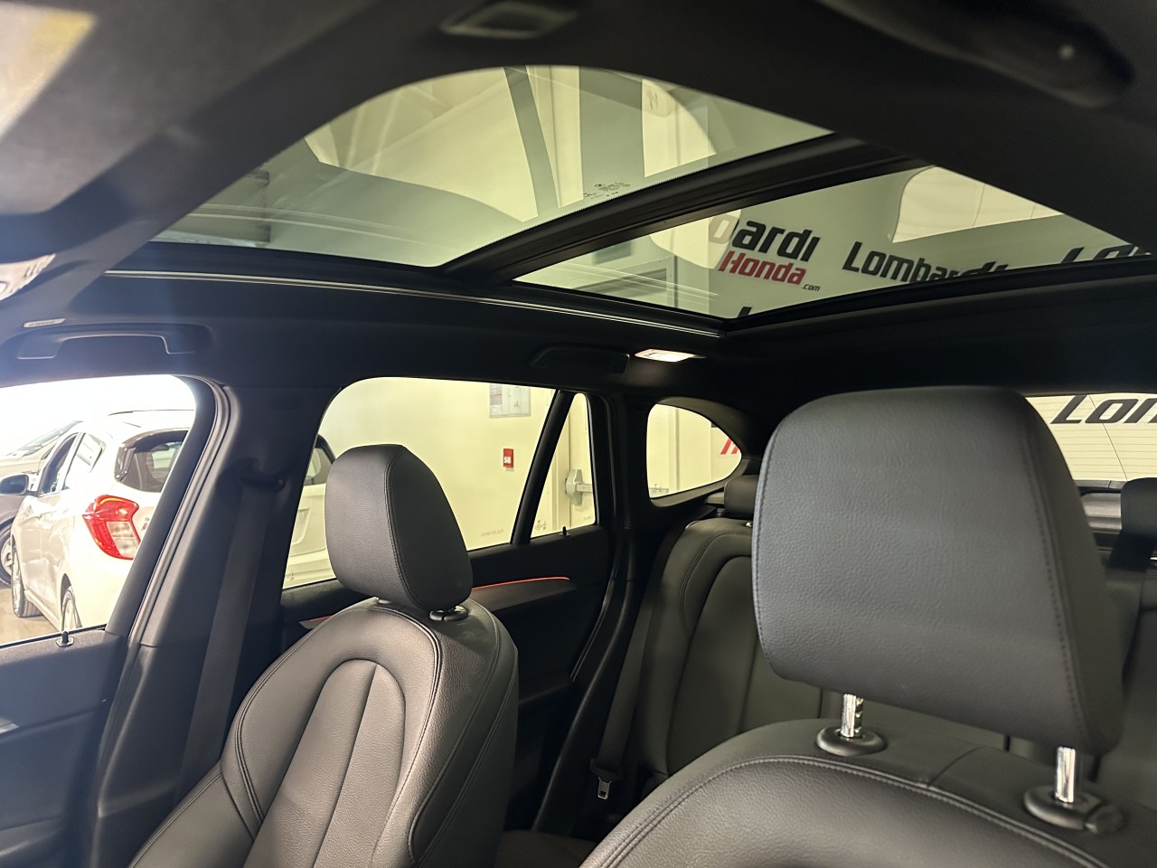 2017 BMW X1 - Image 11