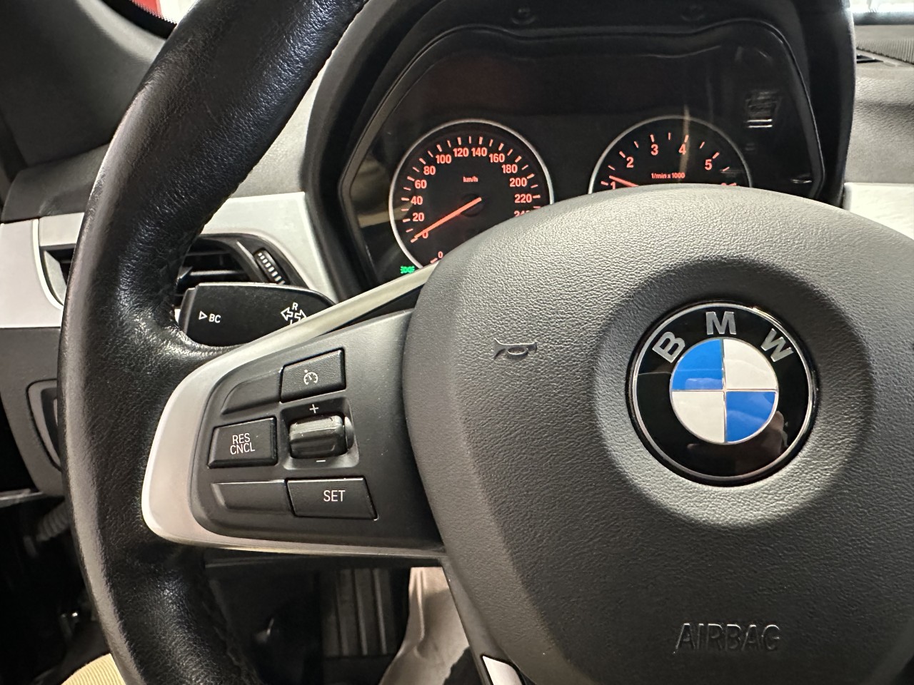 2017 BMW X1 - Image 13