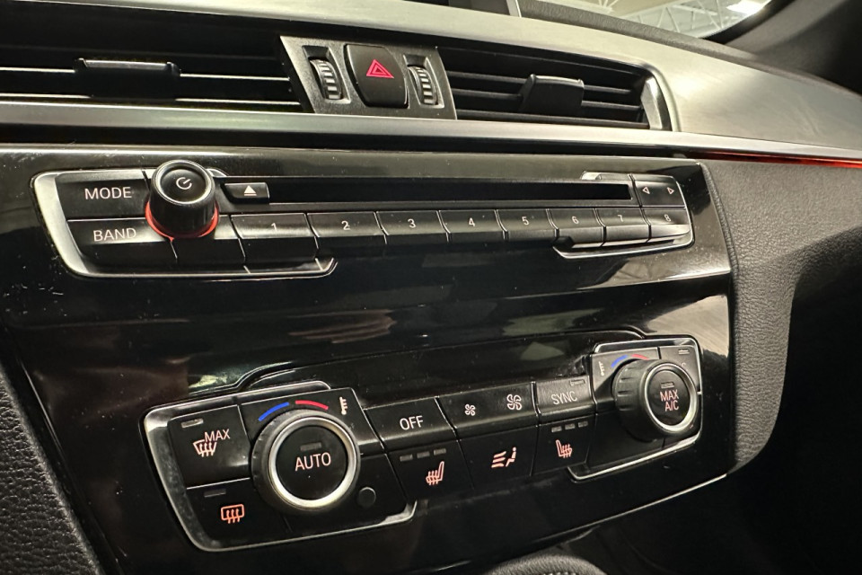 2017 BMW X1 - Image 17