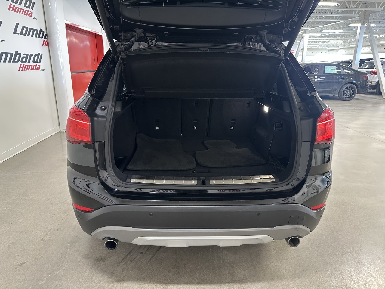 2017 BMW X1 - Image 20