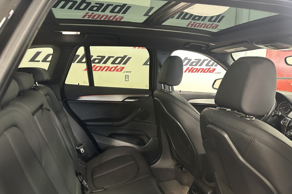 2017 BMW X1 - Image 22