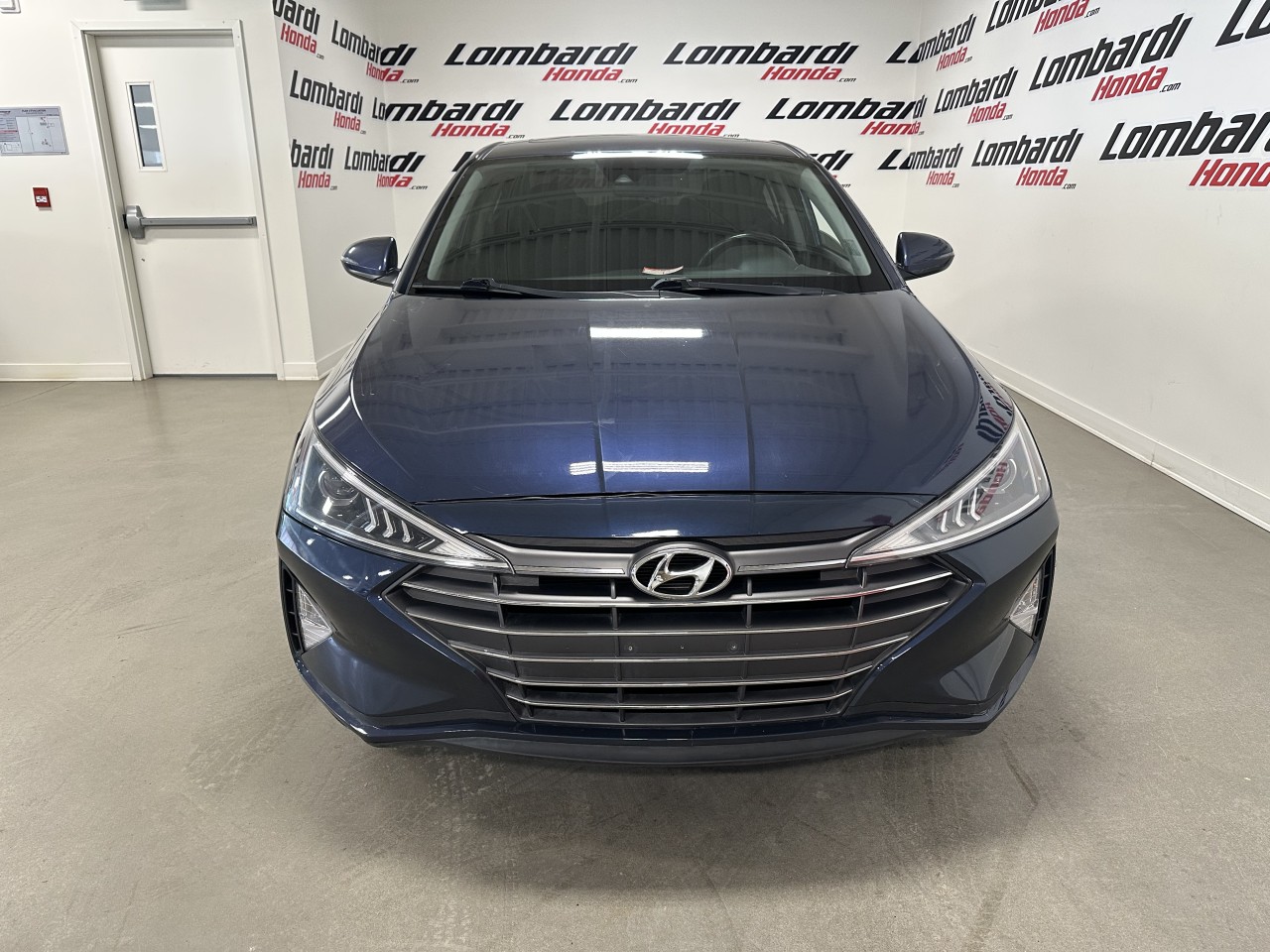 2019 Hyundai Elantra - Image 3