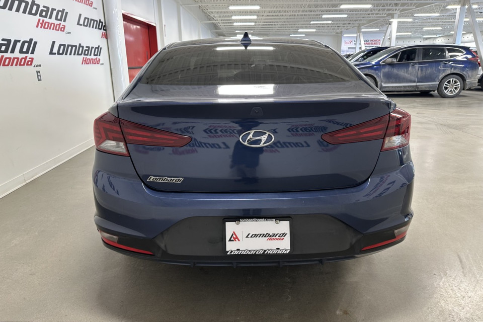 2019 Hyundai Elantra - Image 10