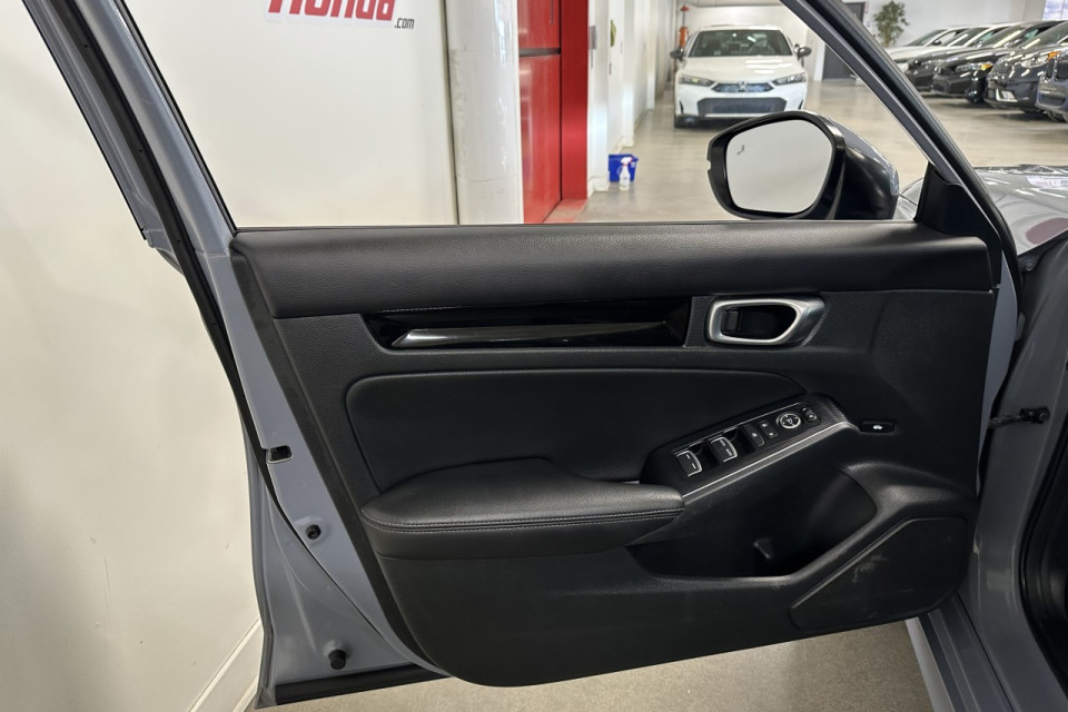 2024 Honda Civic - Image 10