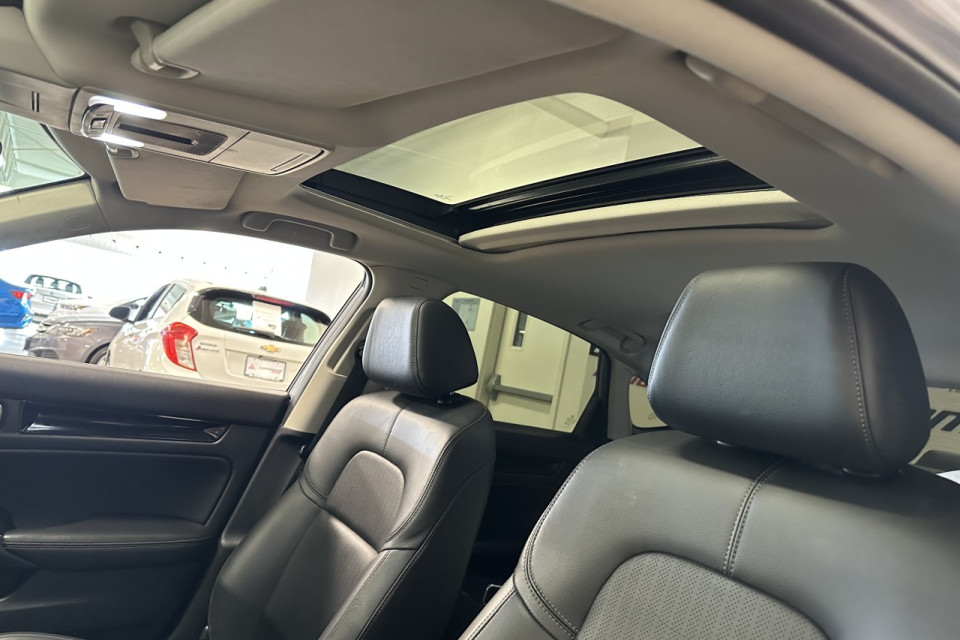 2024 Honda Civic - Image 12