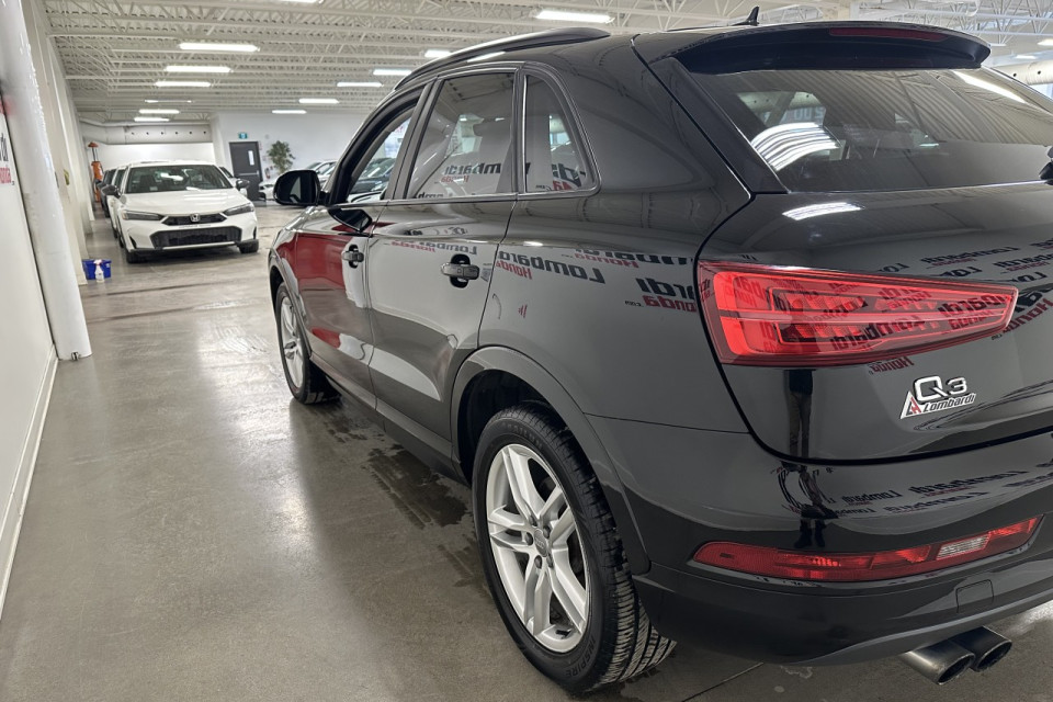 2017 Audi Q3 - Image 11