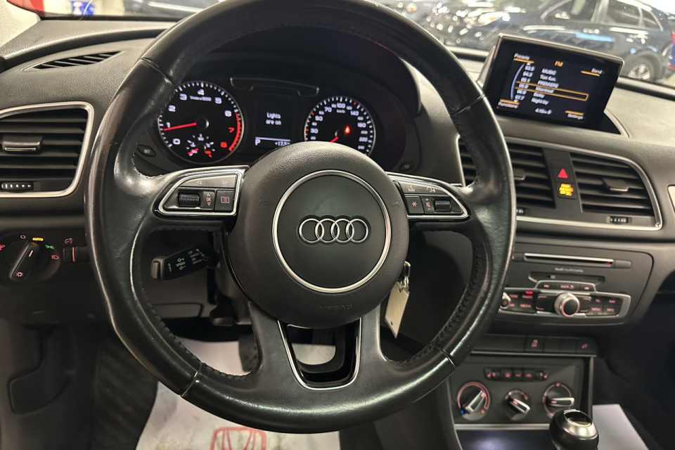 2017 Audi Q3 - Image 22