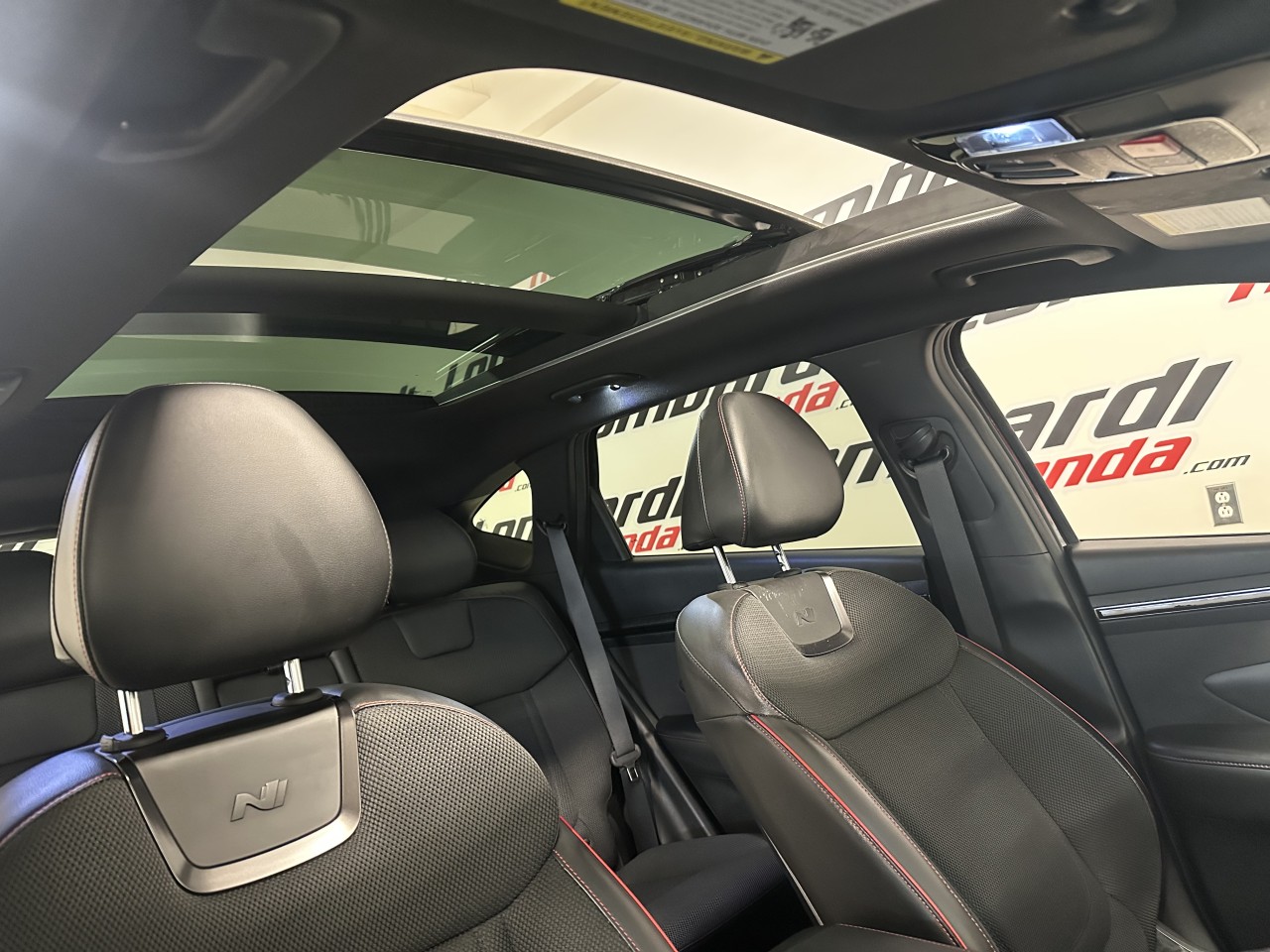 2023 Hyundai Tucson - Image 26