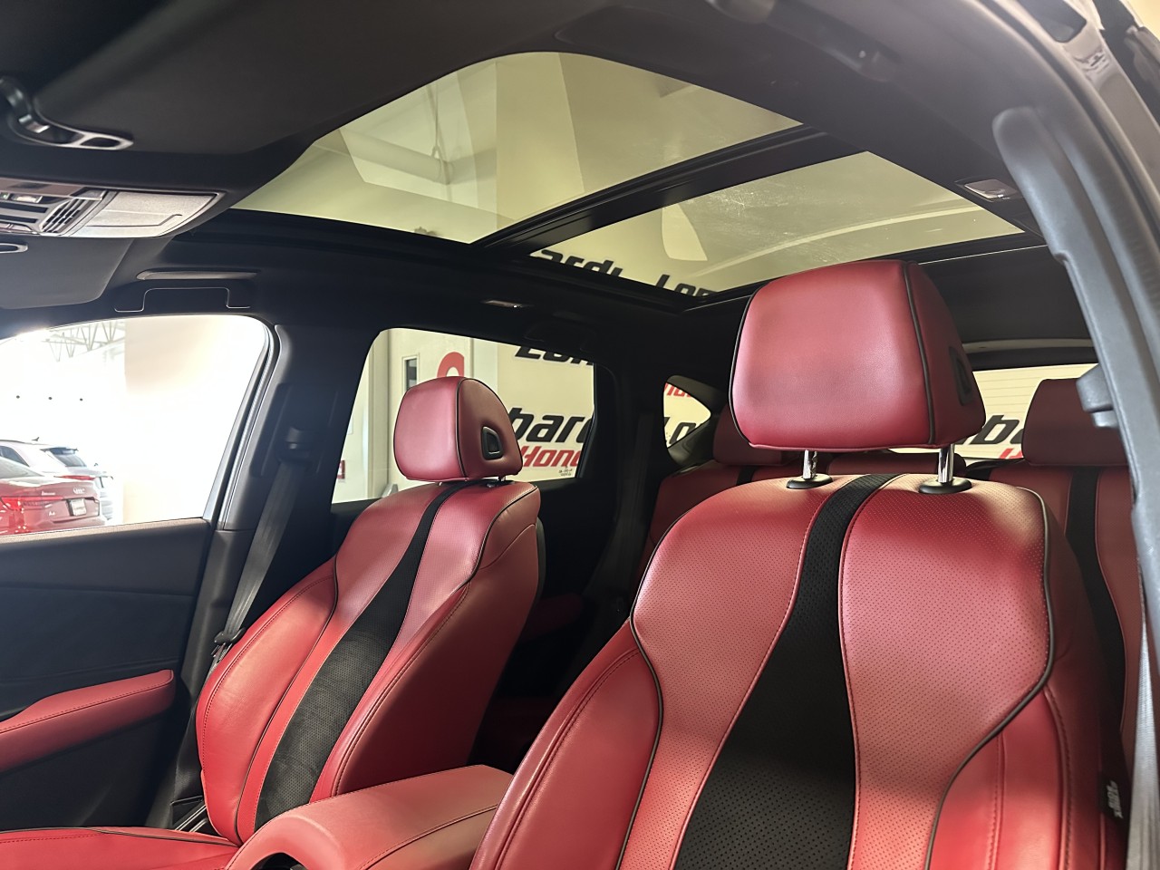 2024 Acura RDX - Image 32