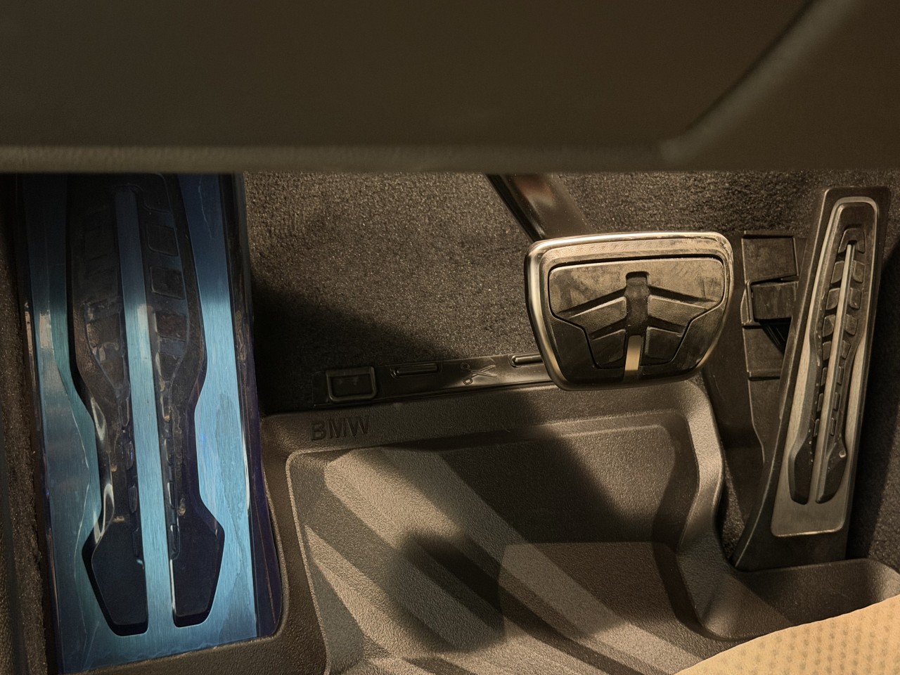 2027 BMW M3 - Image 20