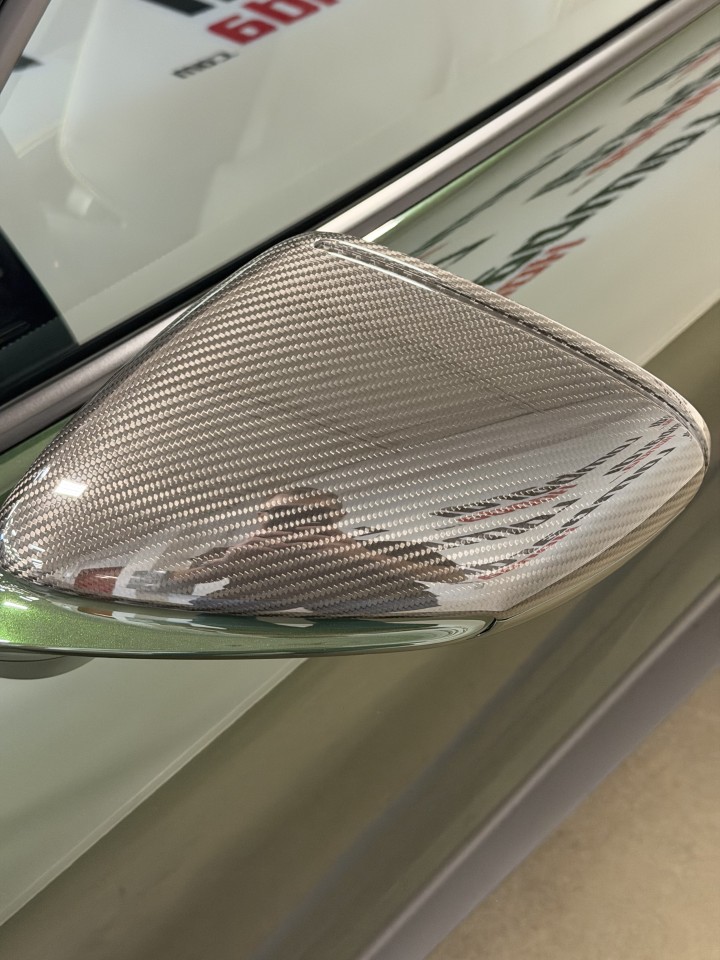 2026 Porsche 911 - Image 13