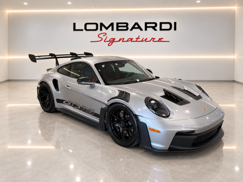 2025 Porsche 911 - Image 2