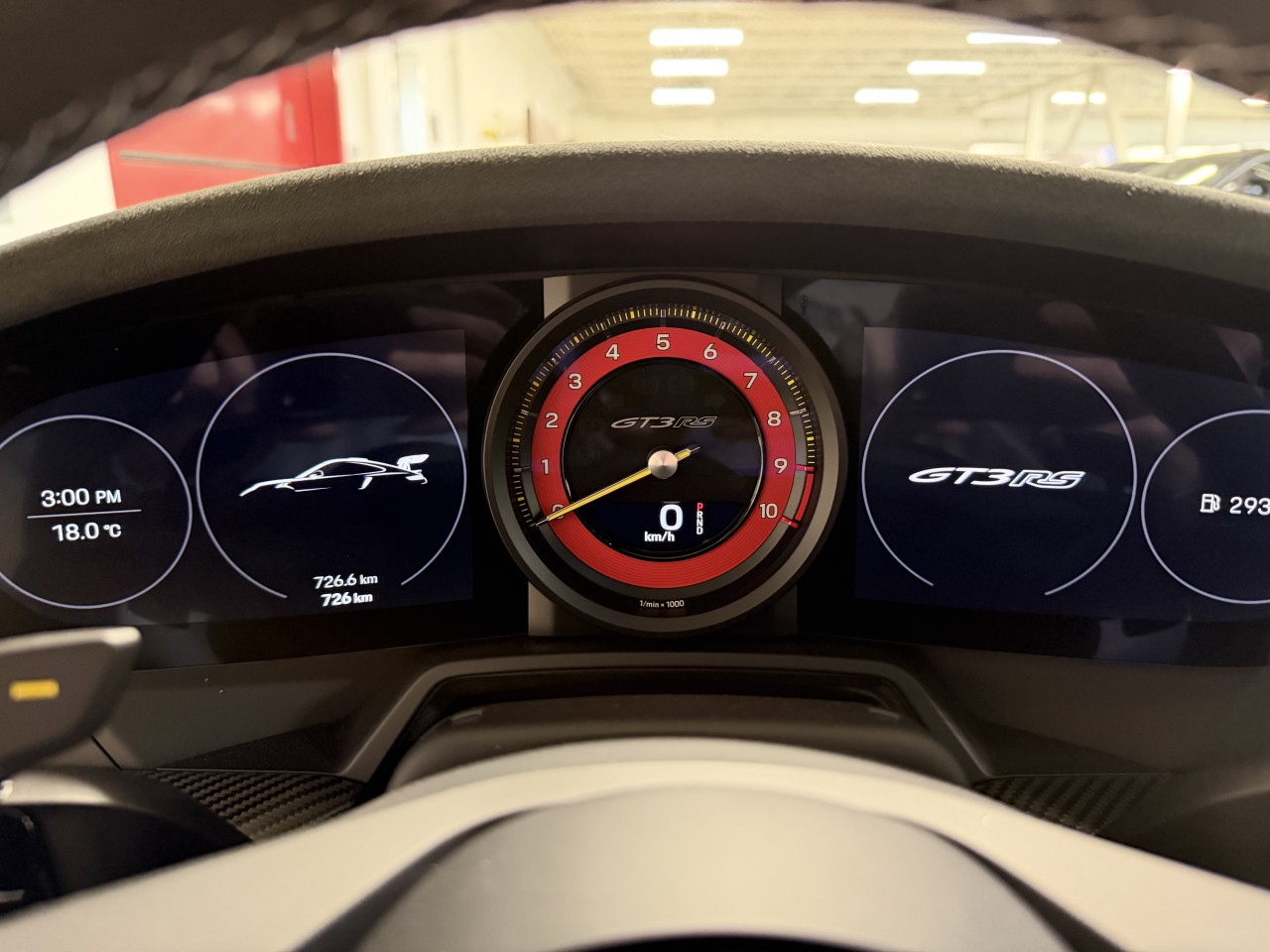 2025 Porsche 911 - Image 16