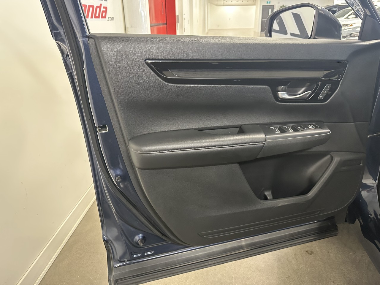 2023 Honda CR-V - Image 12