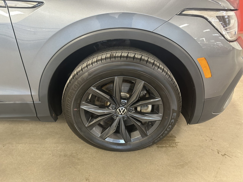 2024 Volkswagen Tiguan - Image 8
