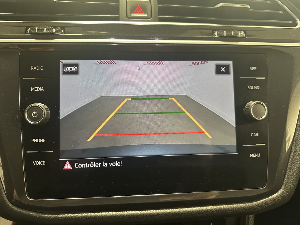 2024 Volkswagen Tiguan - Image 17