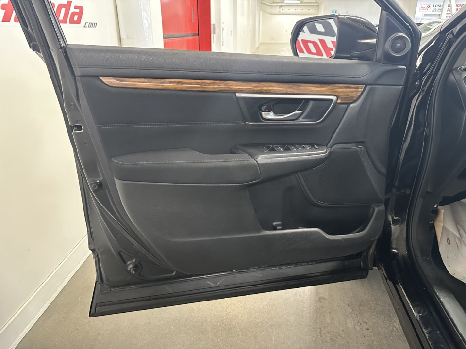 2018 Honda CR-V - Image 13