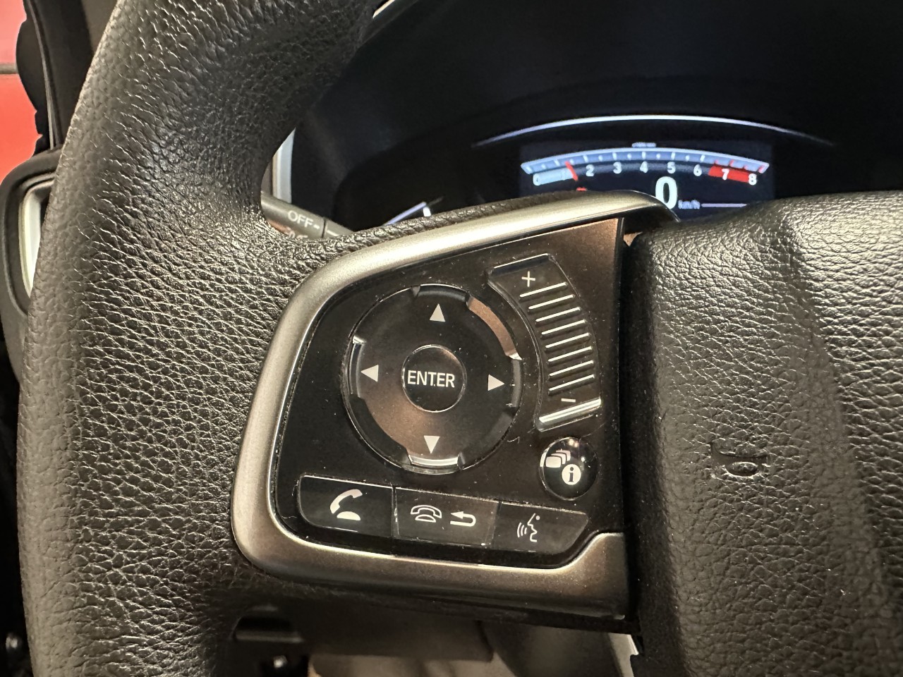 2018 Honda CR-V - Image 17