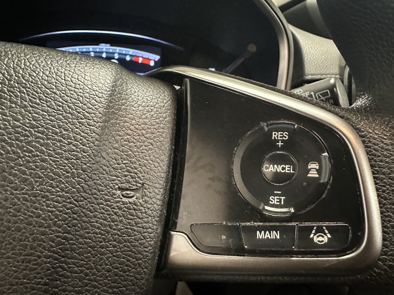 2018 Honda CR-V - Image 19
