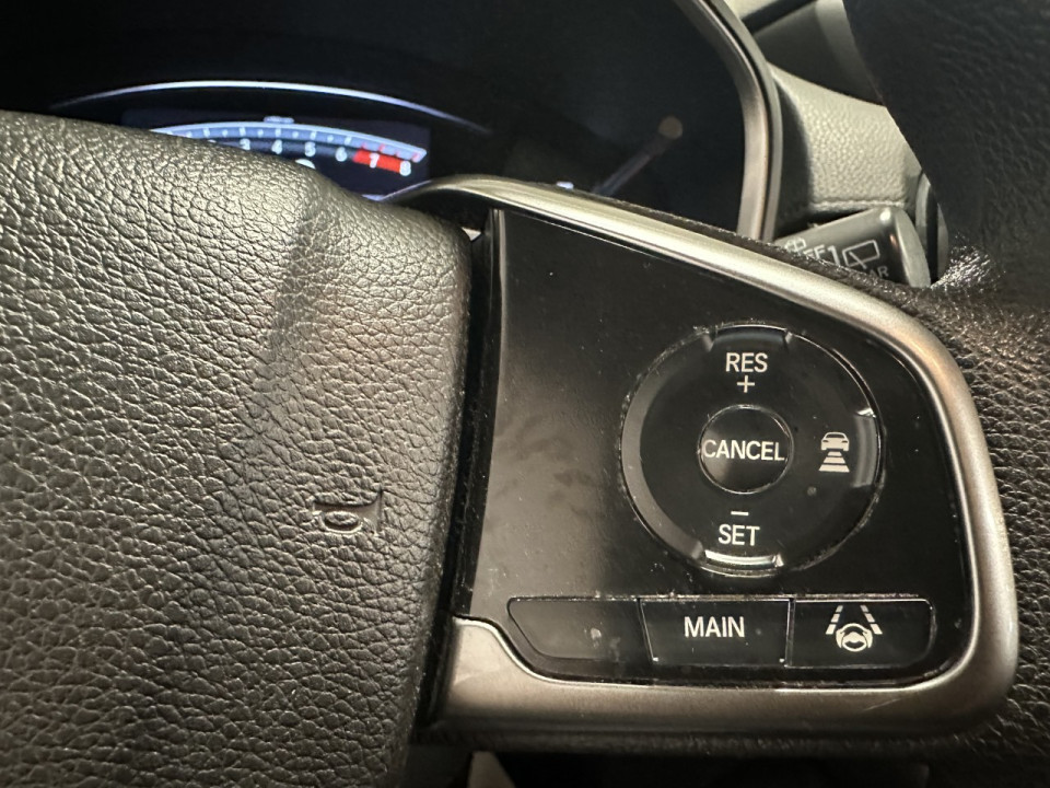 2018 Honda CR-V - Image 19