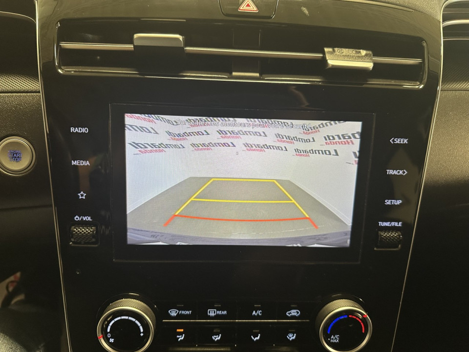 2022 Hyundai Tucson - Image 18