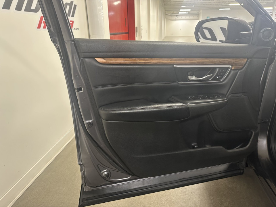 2017 Honda CR-V - Image 11