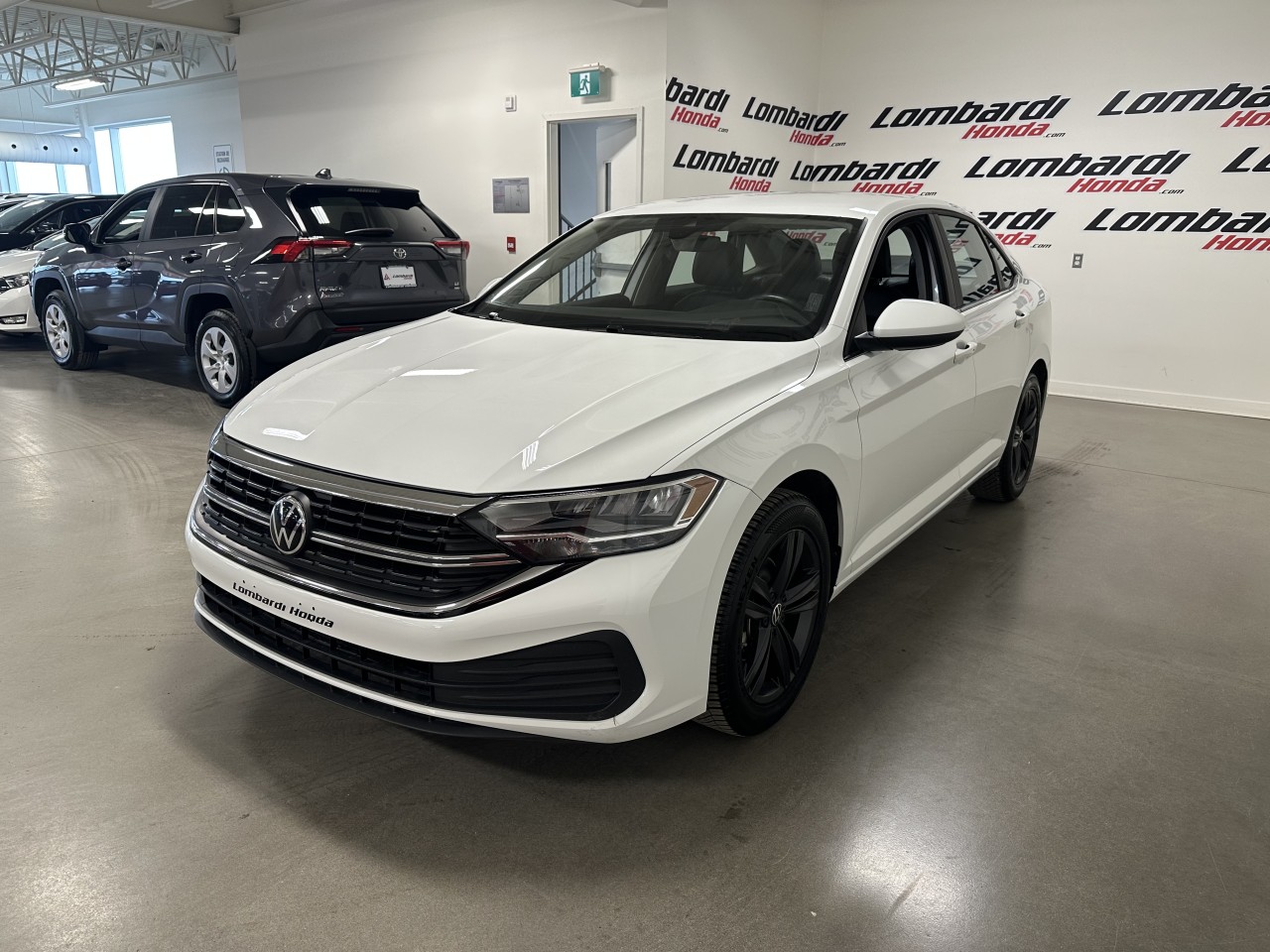 2024 Volkswagen Jetta - Image 2