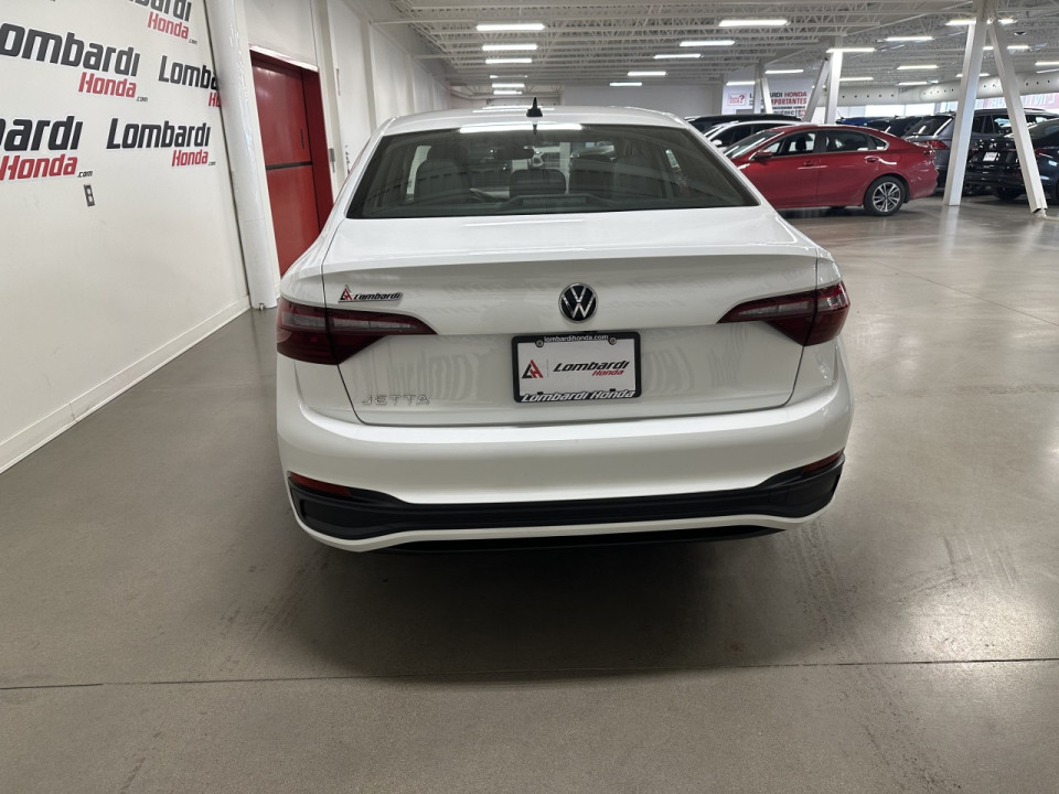 2024 Volkswagen Jetta - Image 8