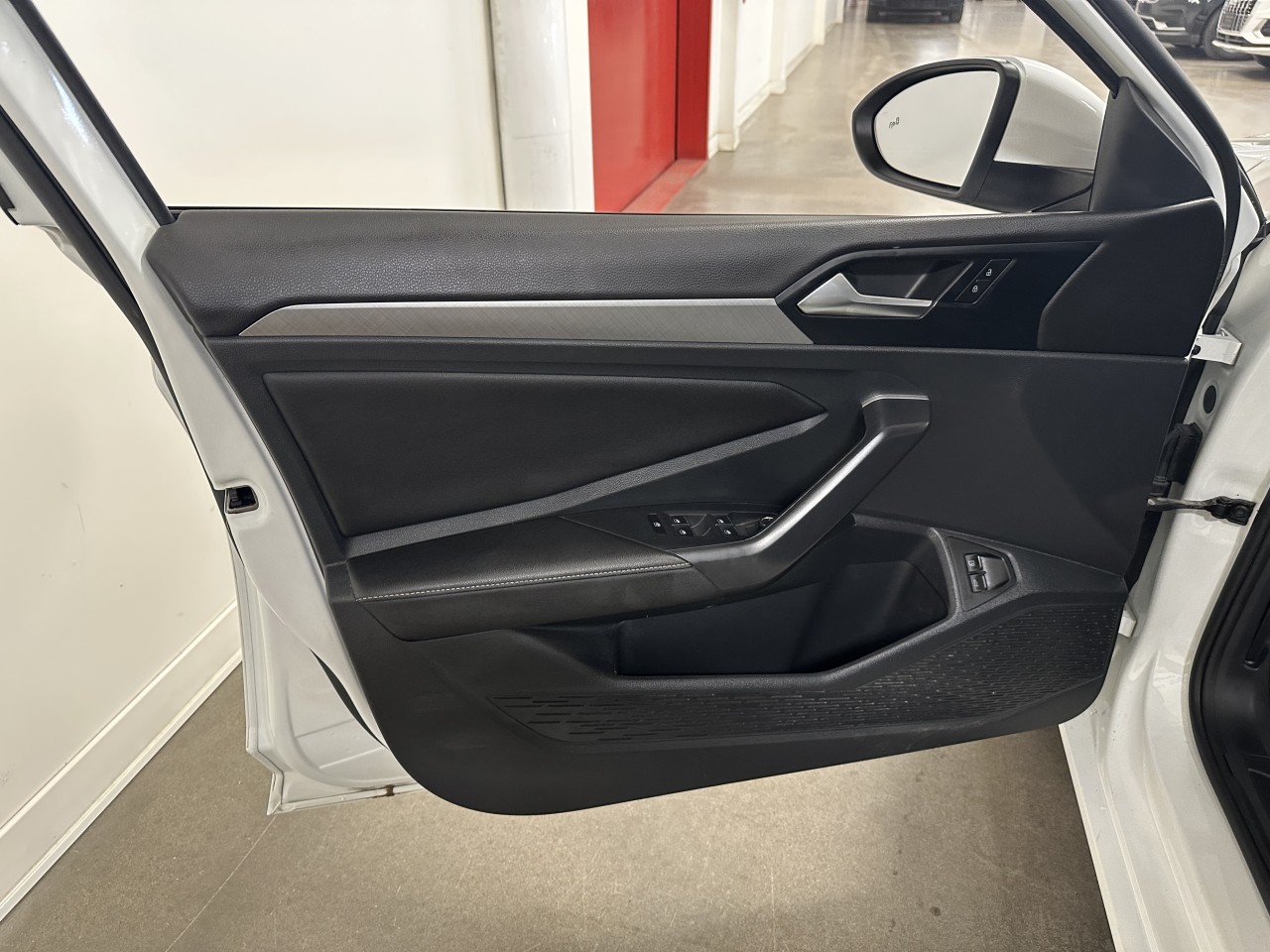 2024 Volkswagen Jetta - Image 10