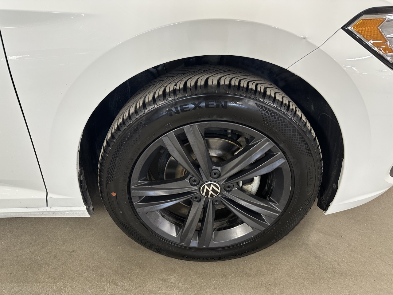2024 Volkswagen Jetta - Image 11