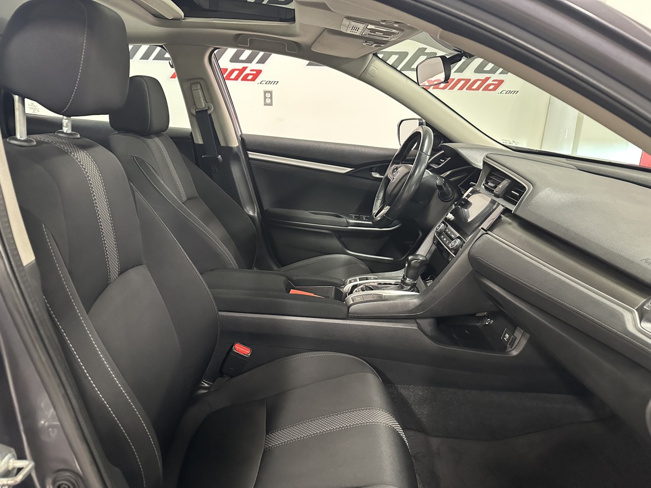 2020 Honda Civic - Image 24