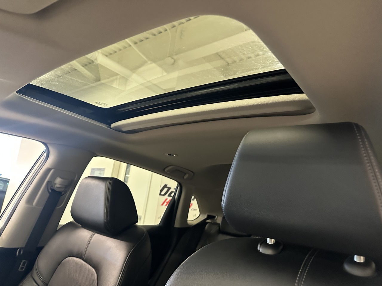 2023 Honda HR-V - Image 16