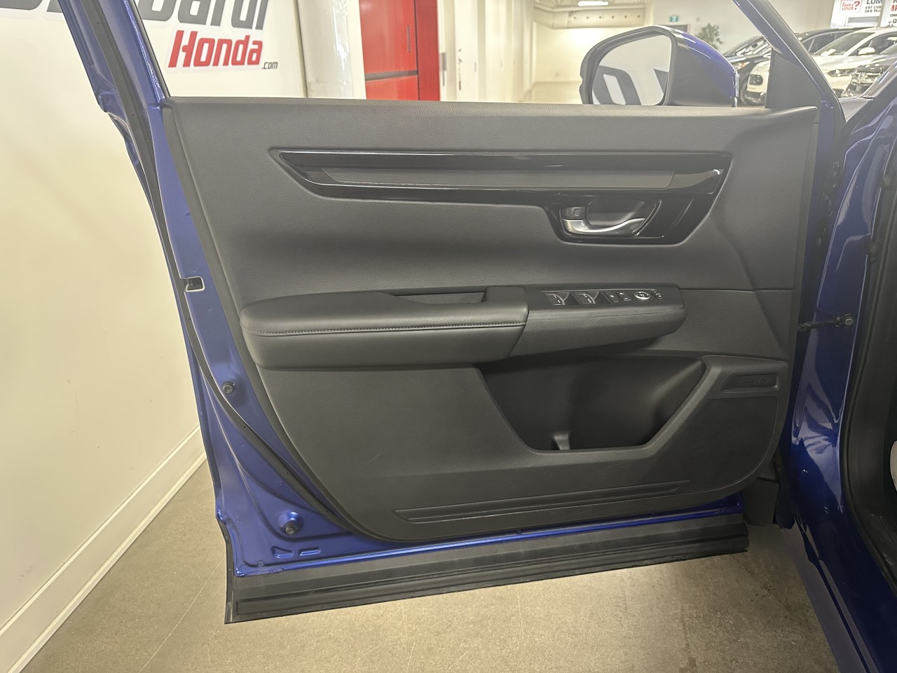 2023 Honda CR-V - Image 13