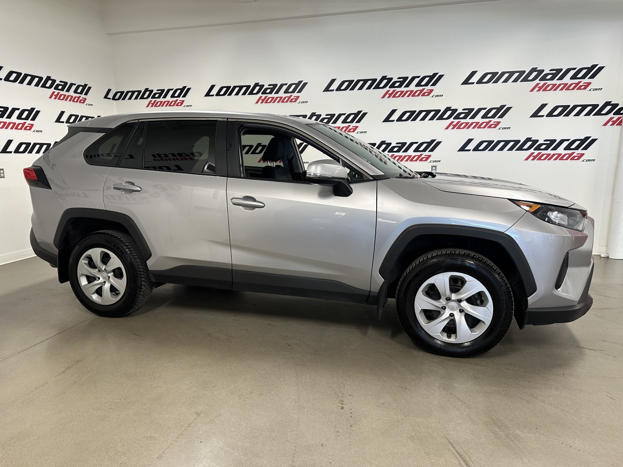 2024 Toyota RAV4 - Image 8