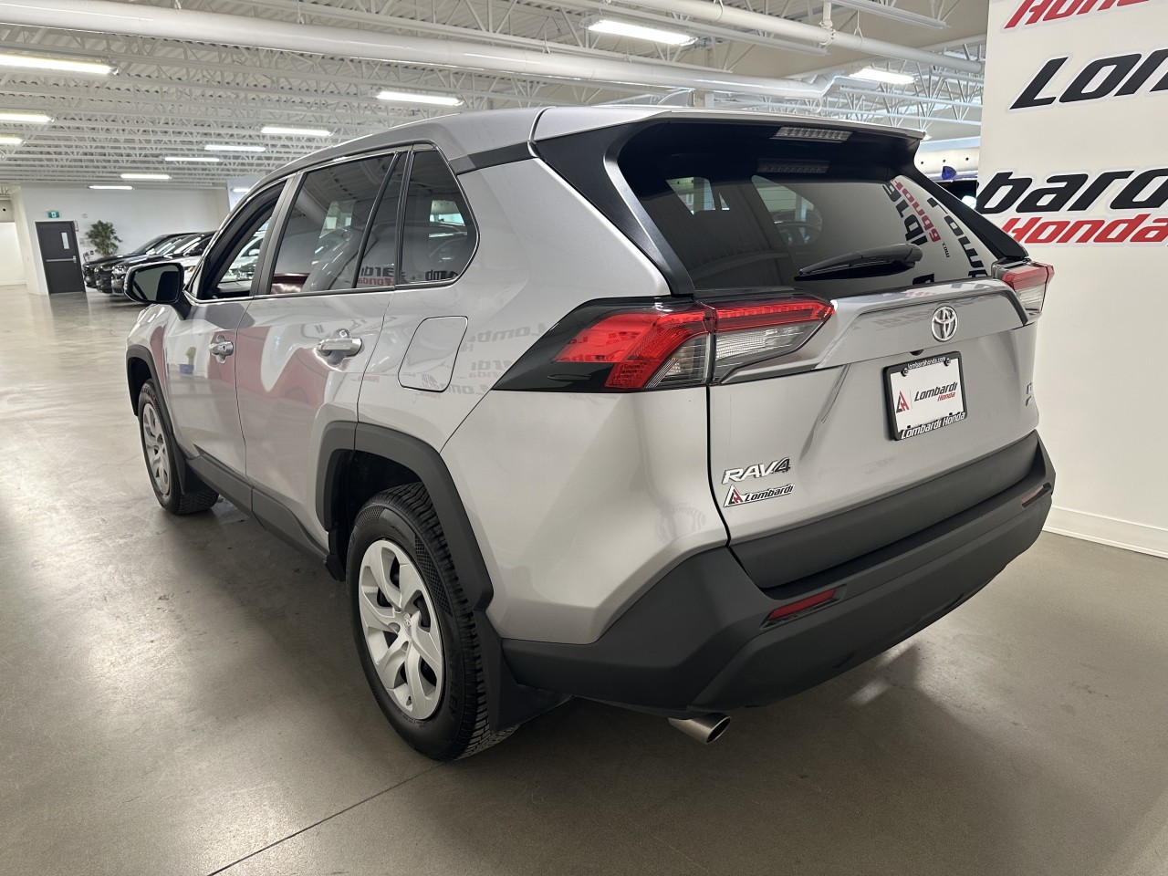 2024 Toyota RAV4 - Image 11