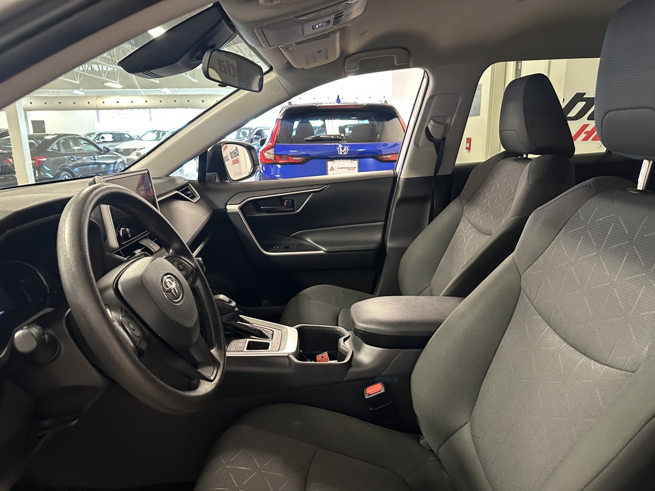 2024 Toyota RAV4 - Image 13