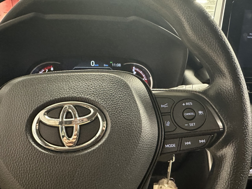 2024 Toyota RAV4 - Image 16